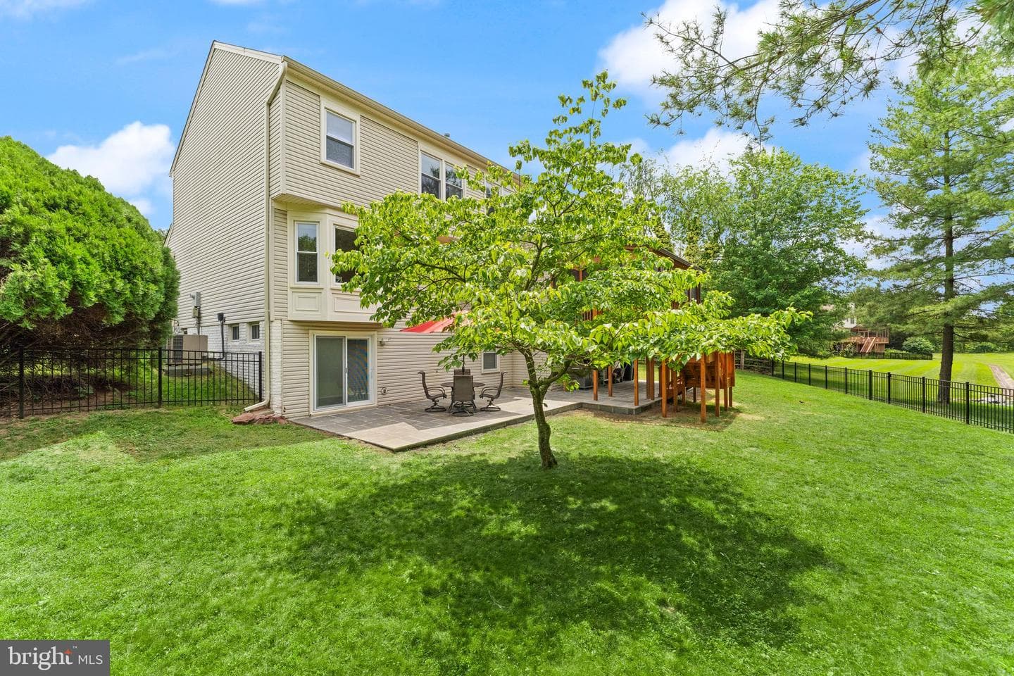 43847 Glenhazel Drive photo 71