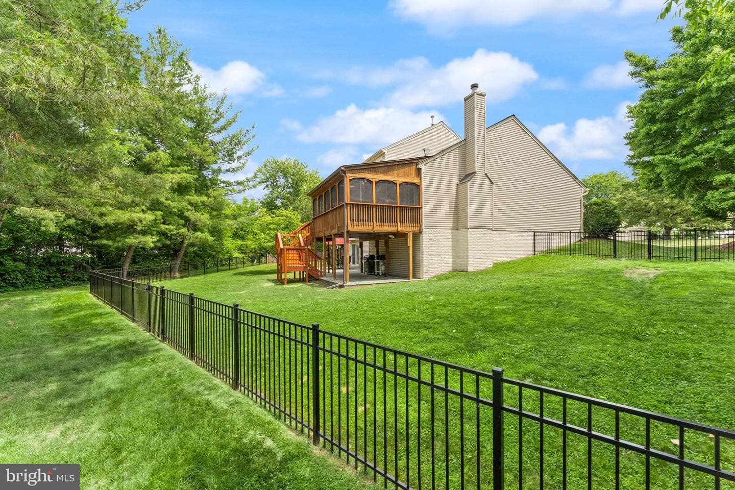 43847 Glenhazel Drive photo 75