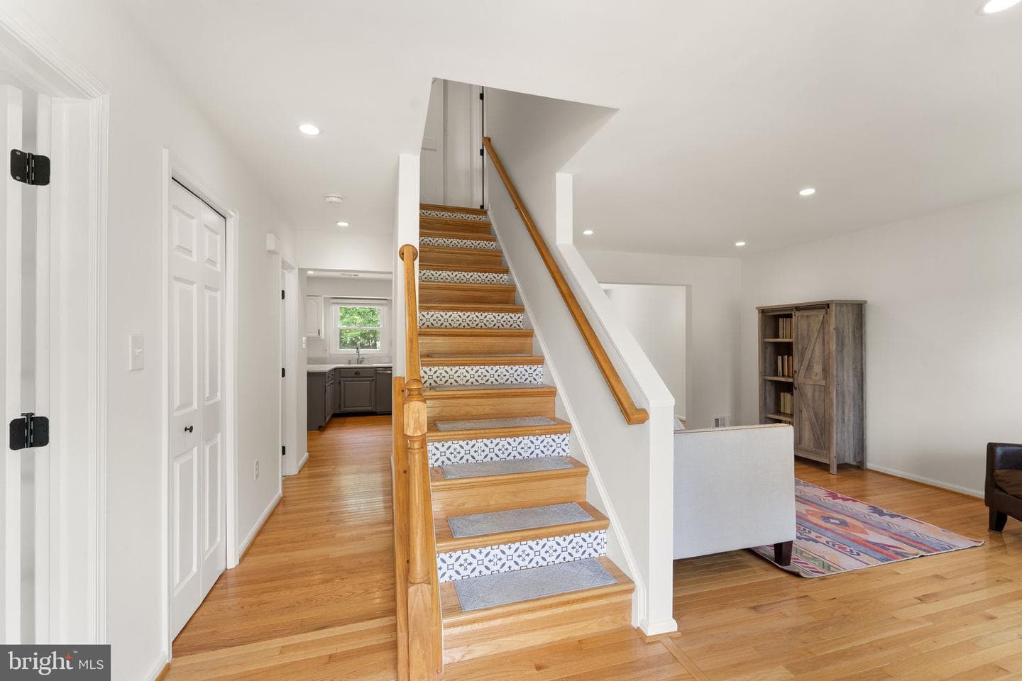 43847 Glenhazel Drive photo 9