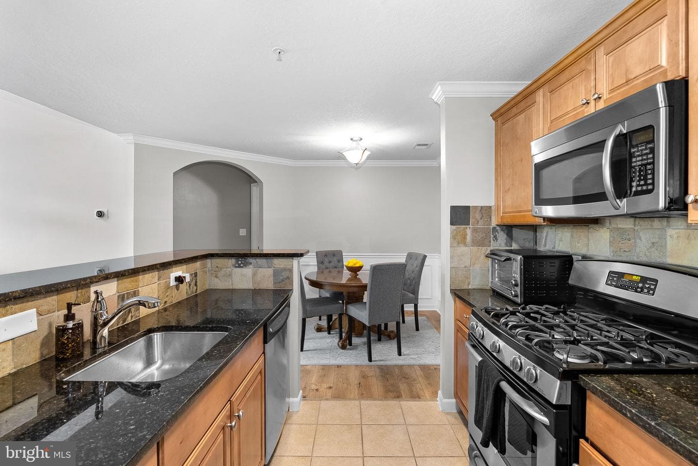 504 Sunset View Terrace SE #304 photo 9