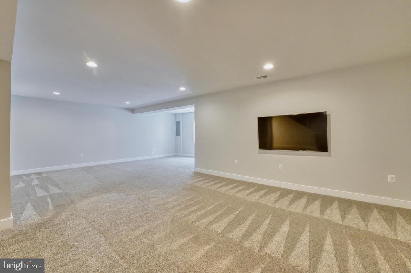 23695 Cypress Glen Square photo 41