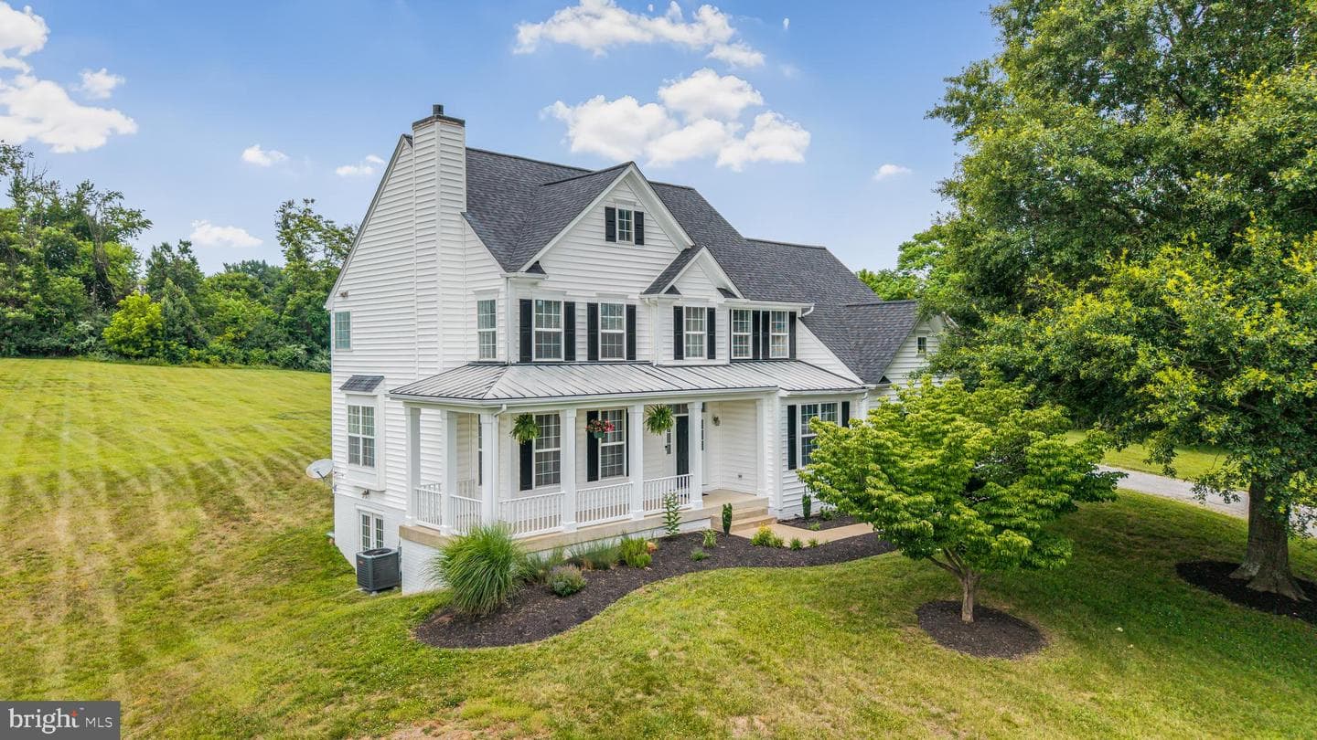 38454 Stone Eden Drive, Hamilton