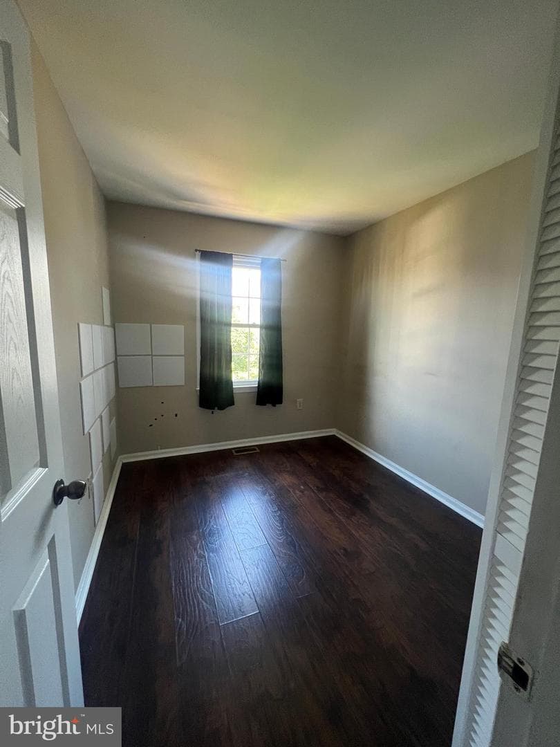 1005 Marsden Court photo 11