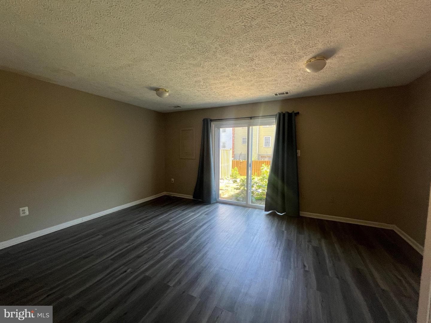 1005 Marsden Court photo 14
