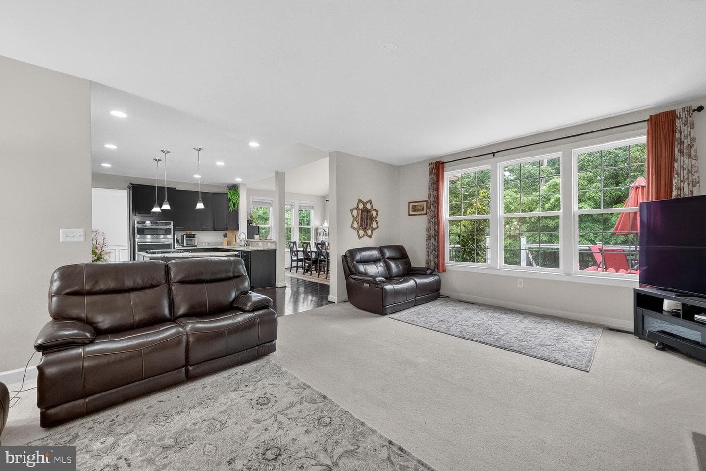 1904 Belleville Drive NE photo 17
