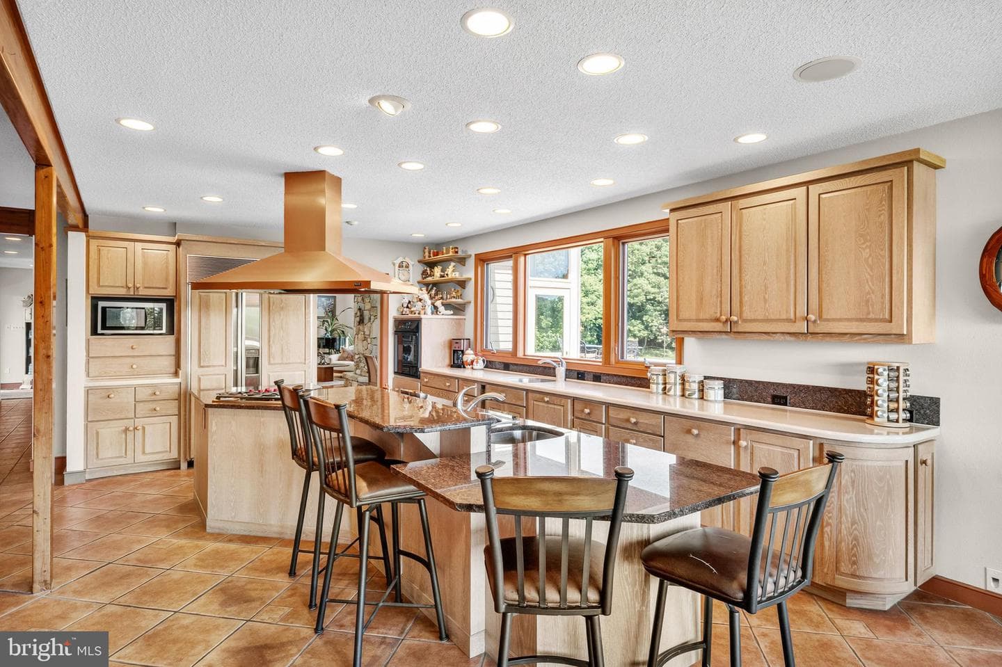 18291 Calumet Ln photo 18