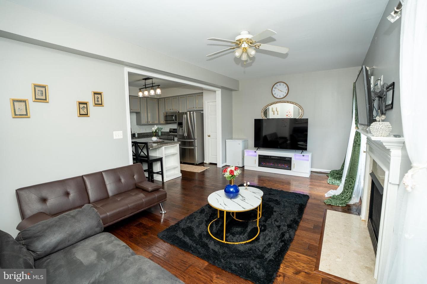 25193 Destination Square photo 14
