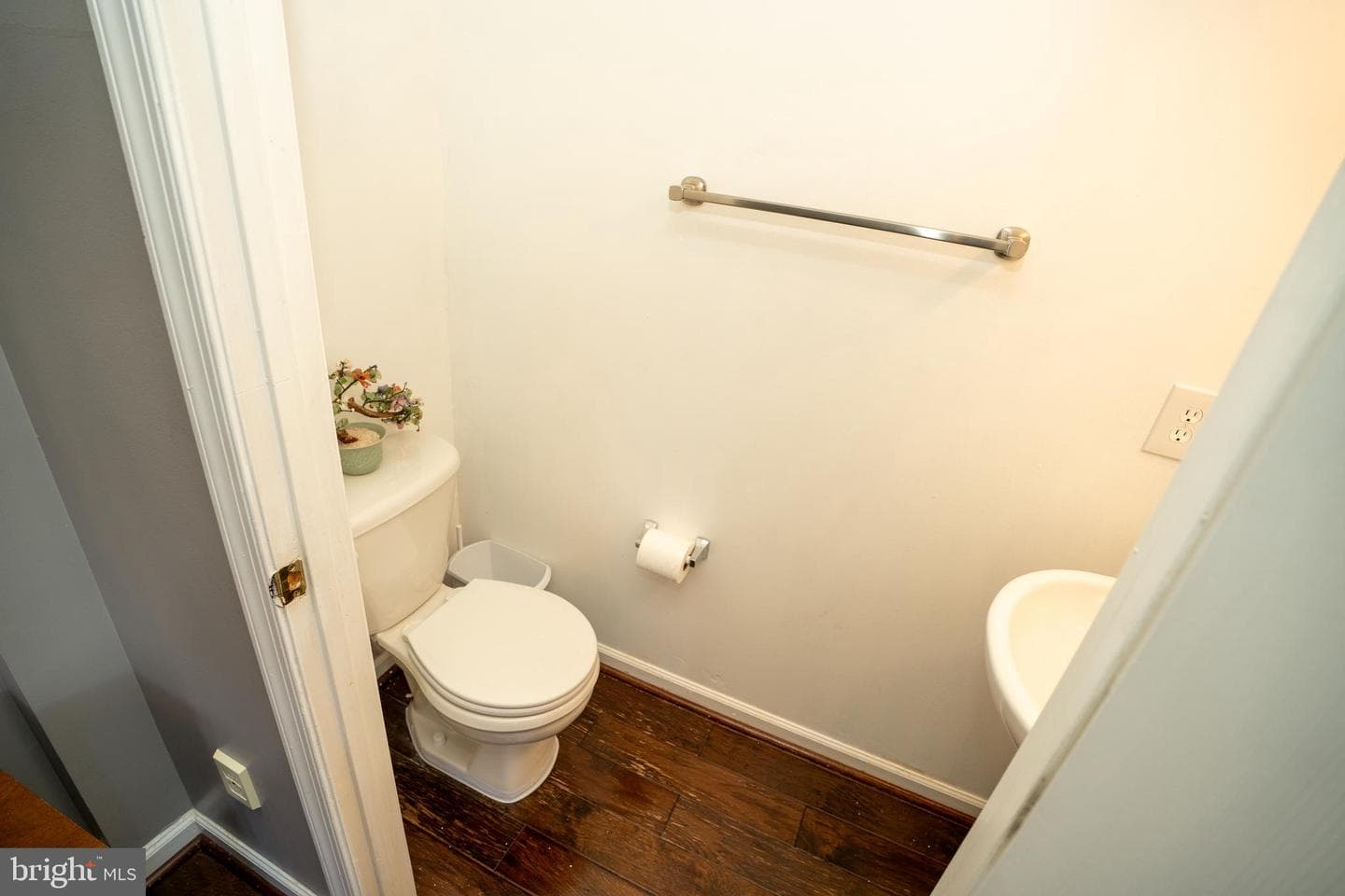 25193 Destination Square photo 27