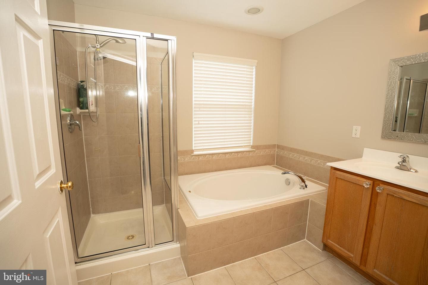 25193 Destination Square photo 38