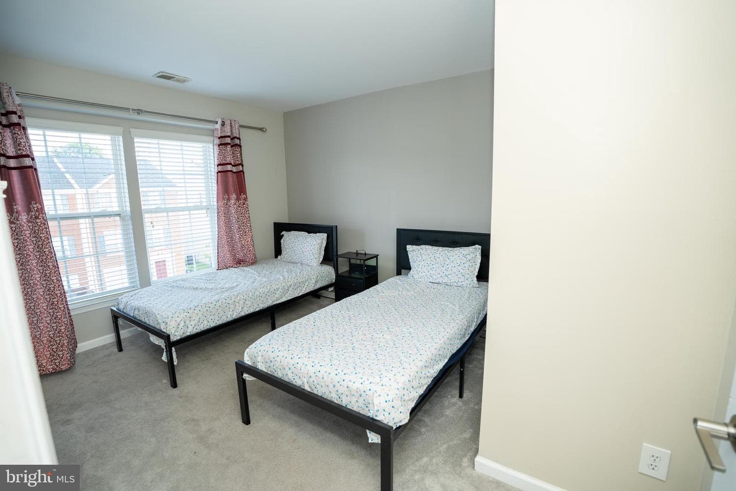 25193 Destination Square photo 40