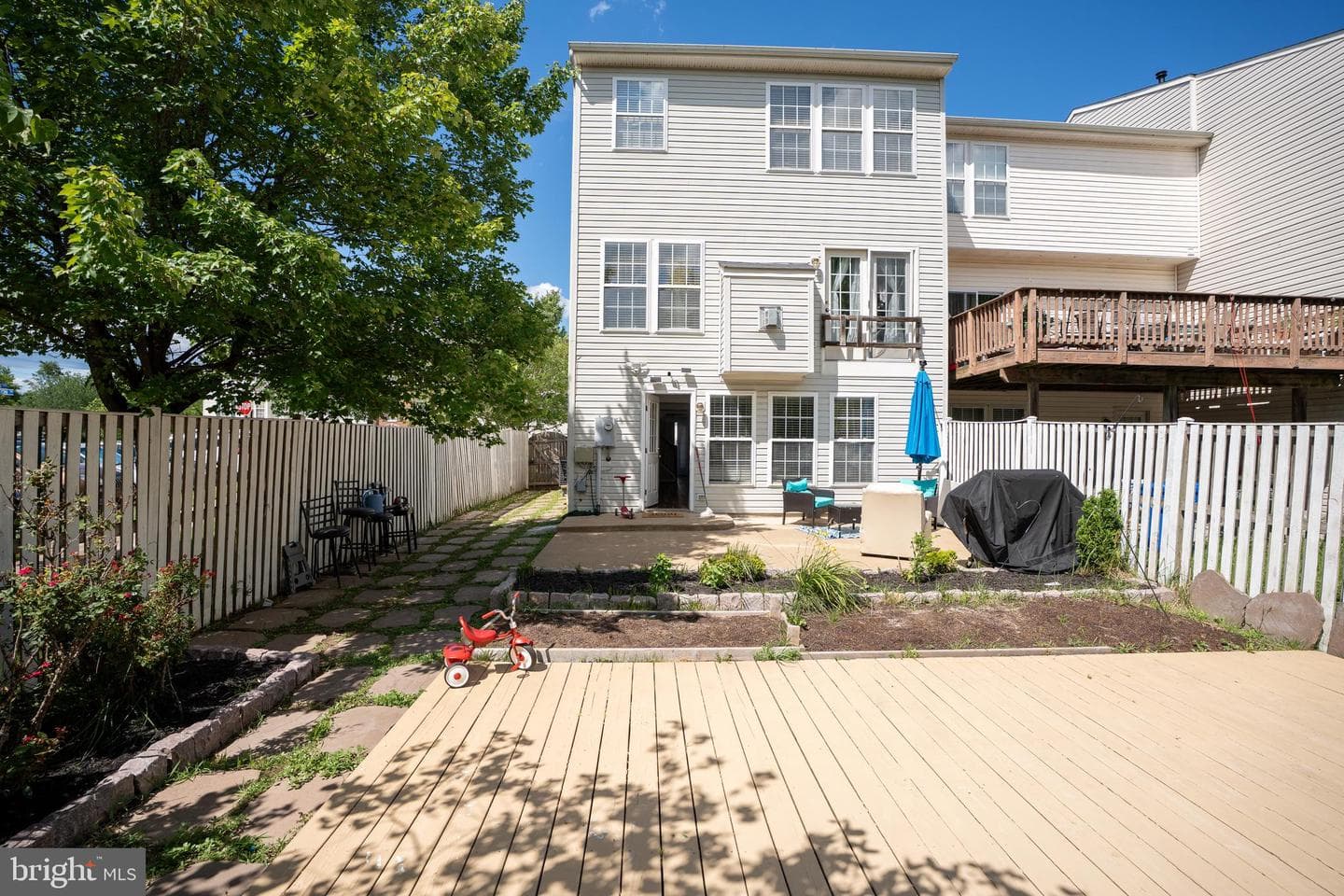 25193 Destination Square photo 52