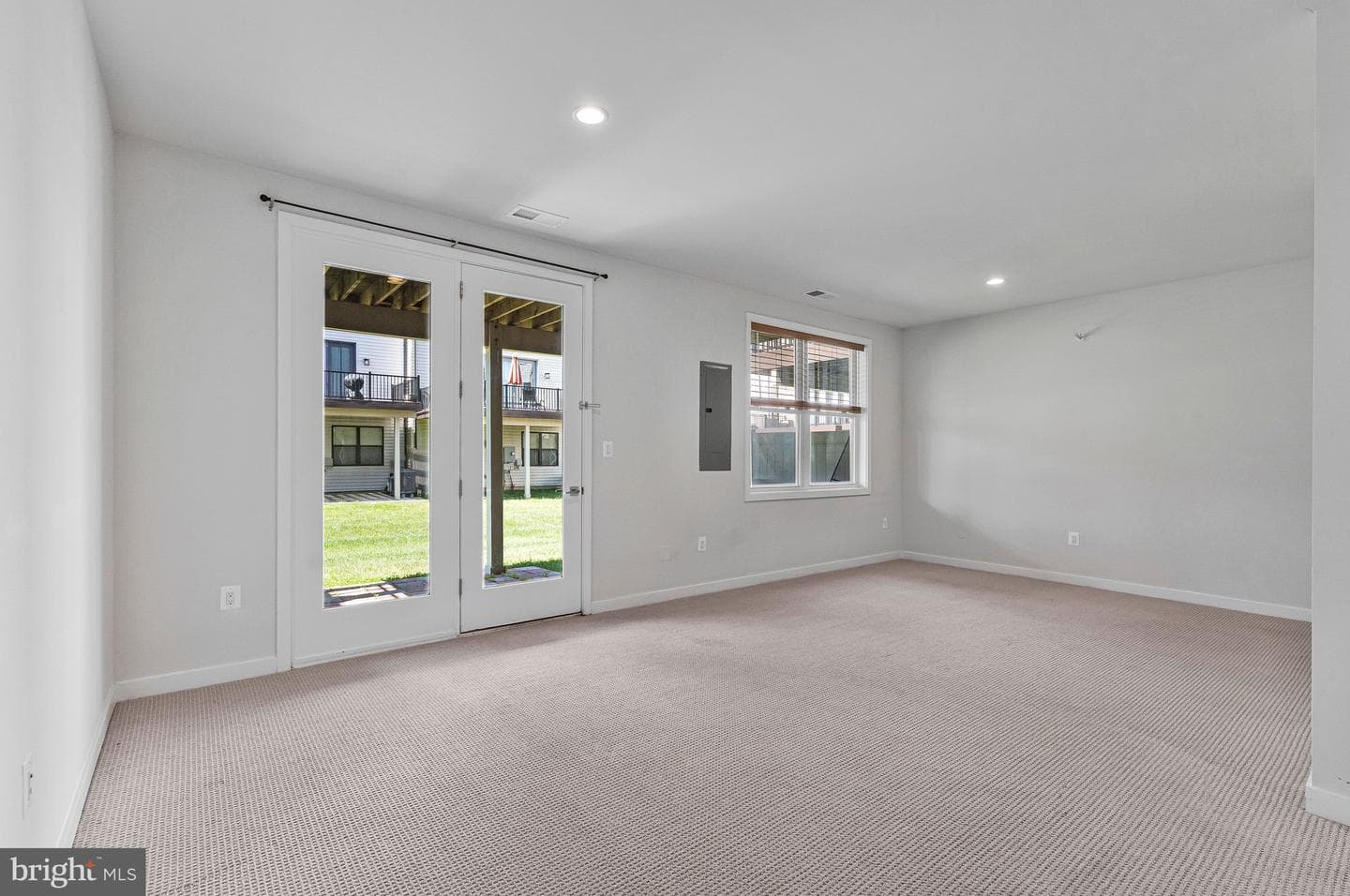 23543 Buckland Farm Terrace photo 36