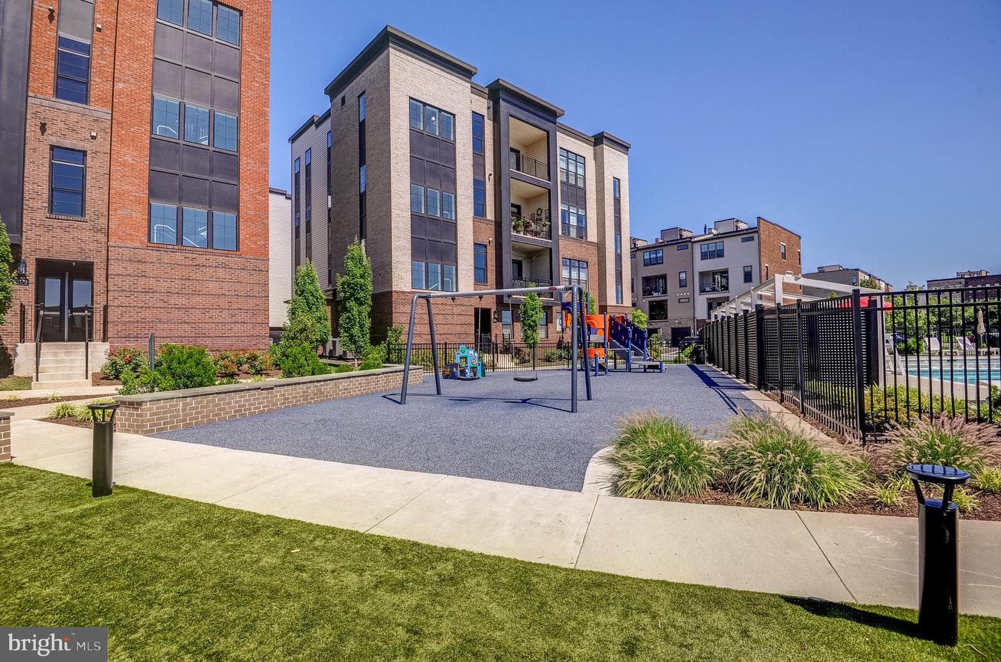 43414 Grandmoore Street photo 48