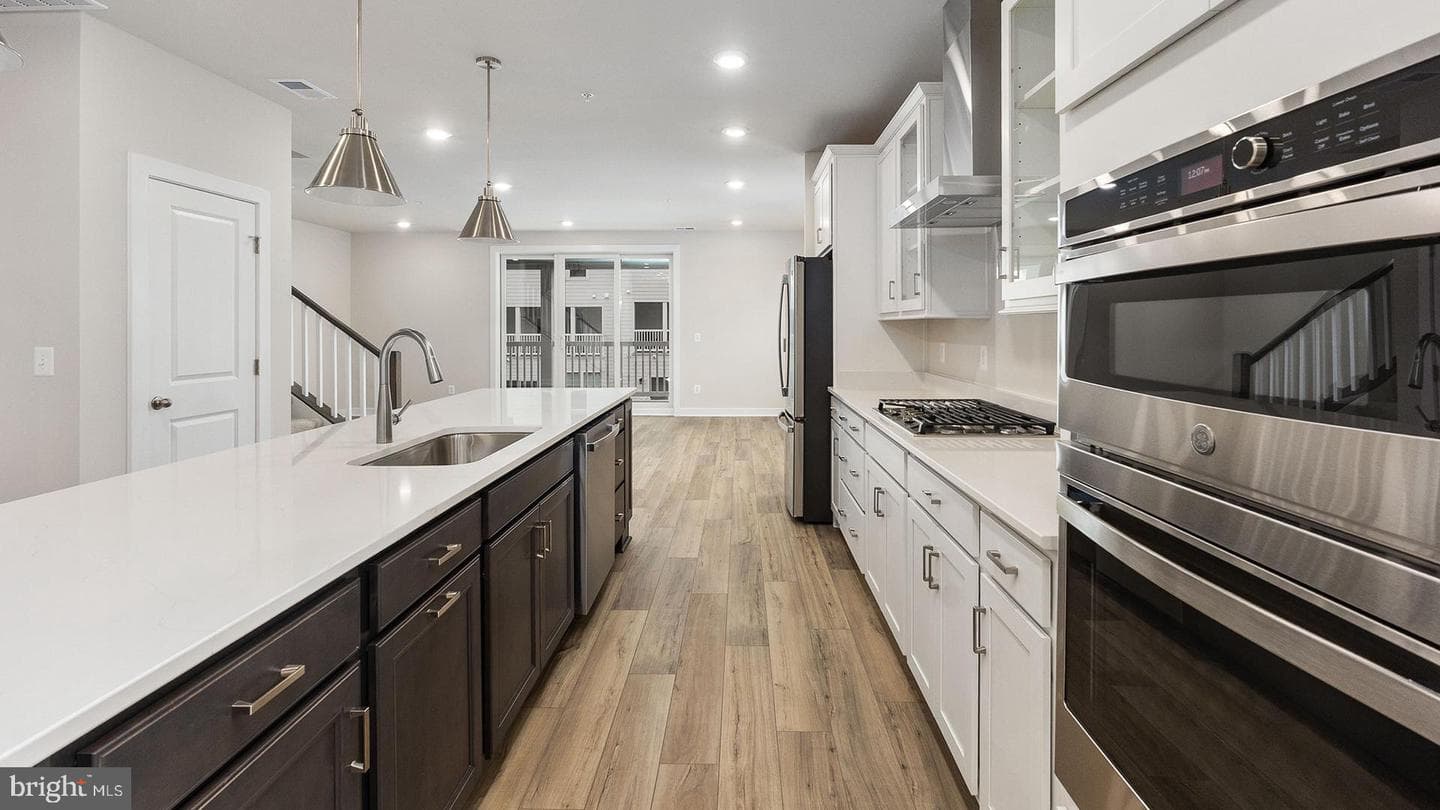 20816 Cloongee Terrace photo 5