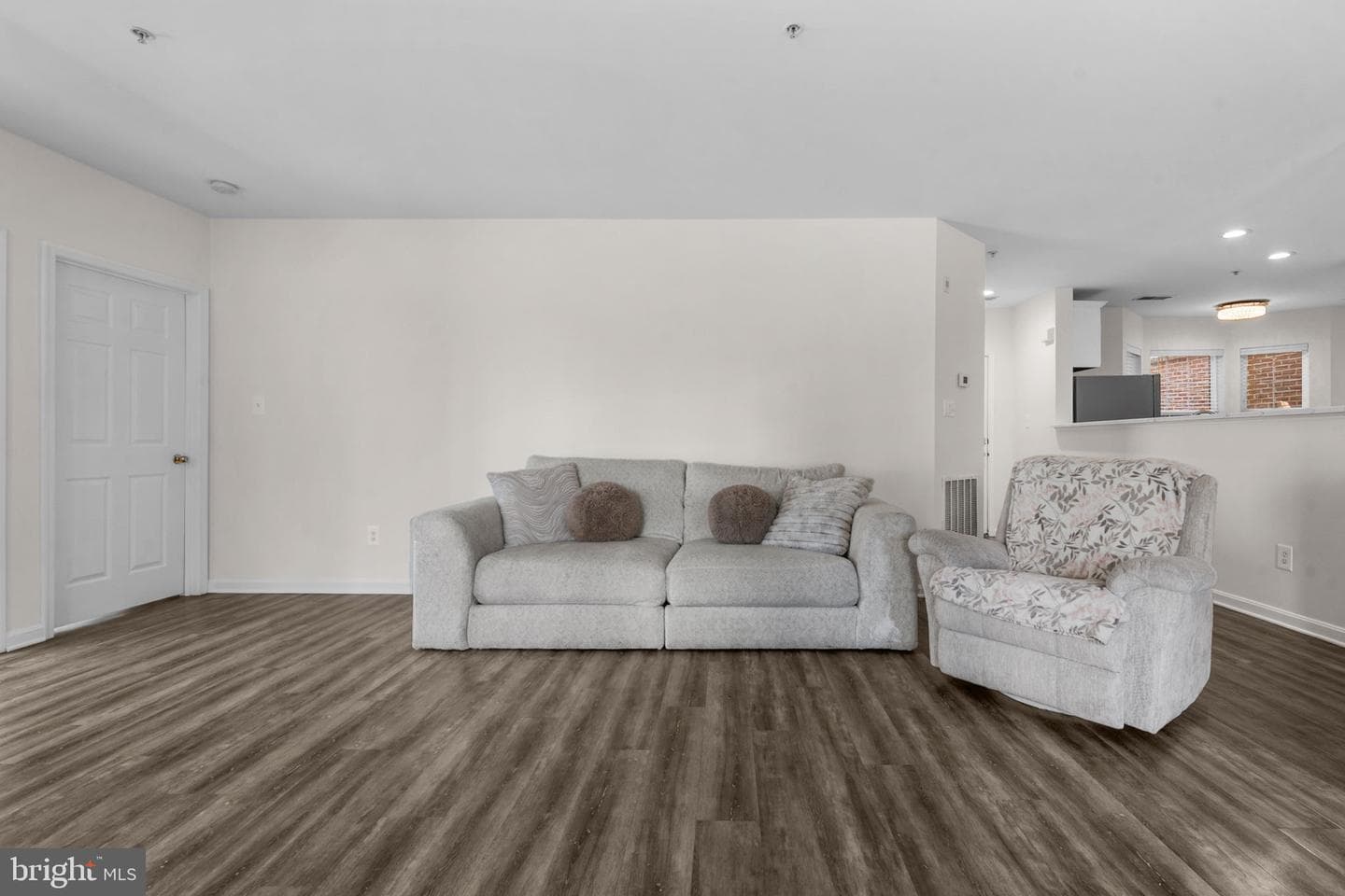 25300 Lake Mist Square #101 photo 16