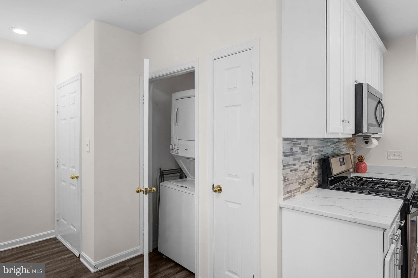 25300 Lake Mist Square #101 photo 31