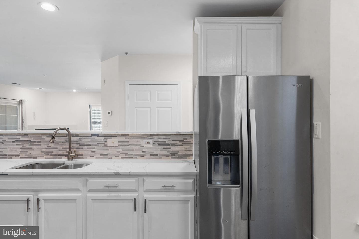 25300 Lake Mist Square #101 photo 32