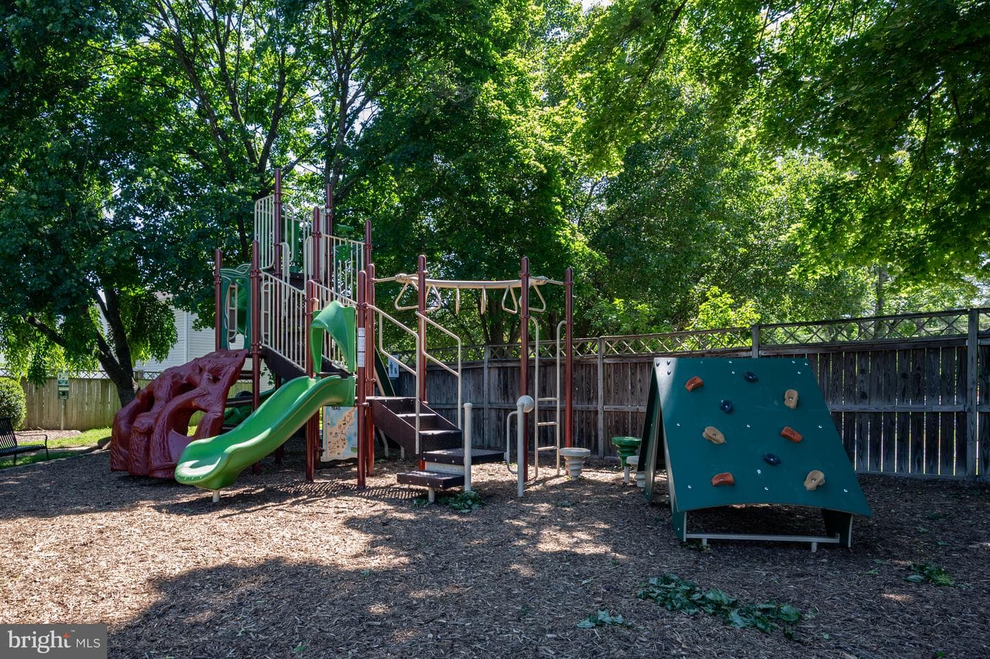 18 E Loudoun Street photo 47