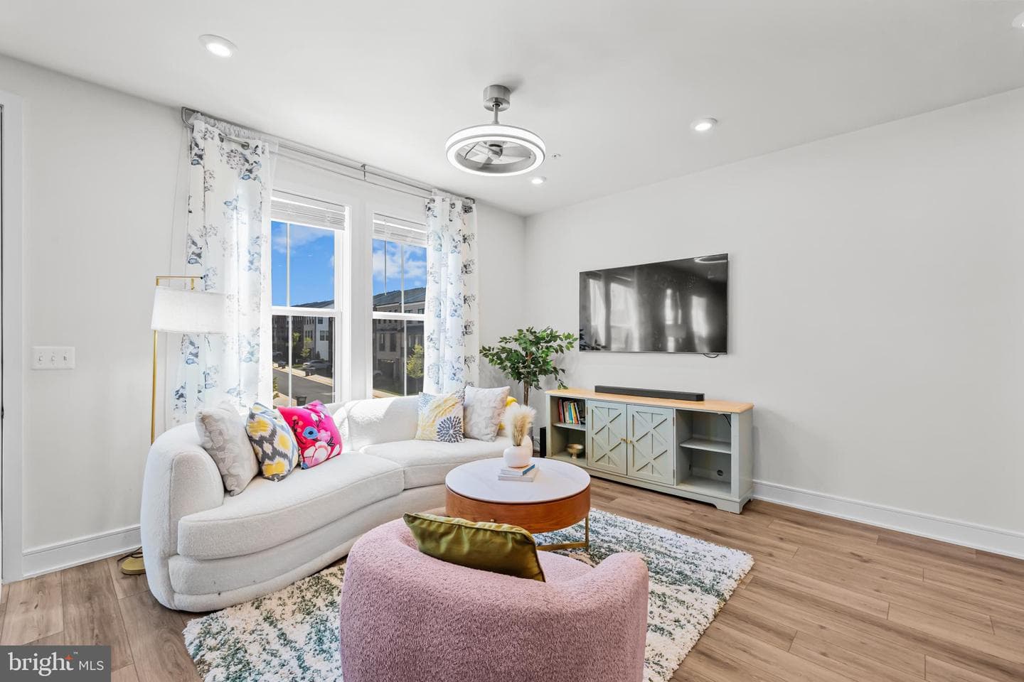 43350 Farringdon Square photo 12