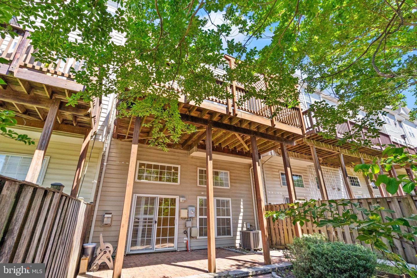 610 Battery Terrace NE photo 41