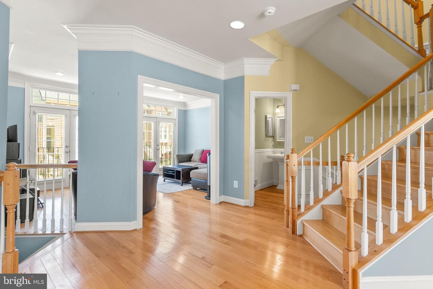 610 Battery Terrace NE photo 9