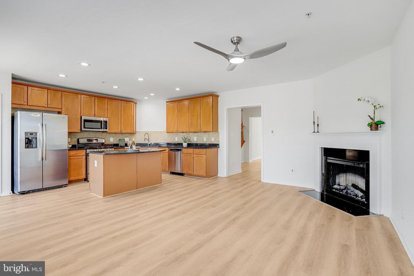 19283 Winmeade Drive photo 23