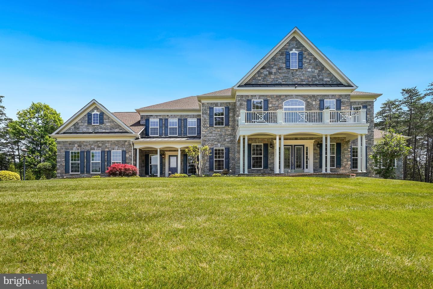 42115 Pleasant Forest Court, Ashburn