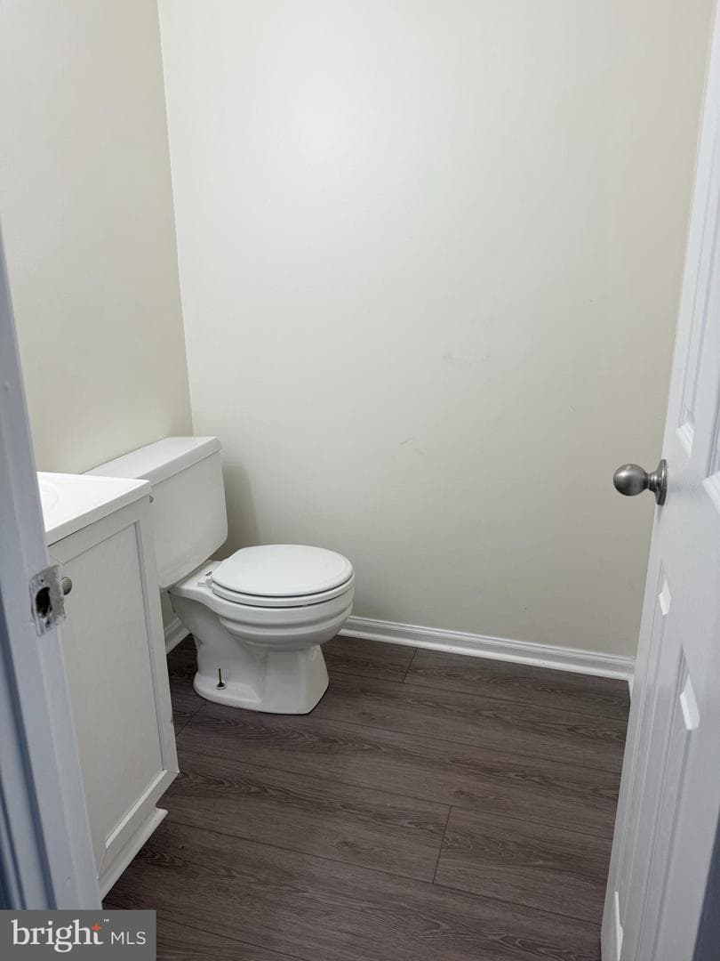 1062 Tottenham Court photo 19