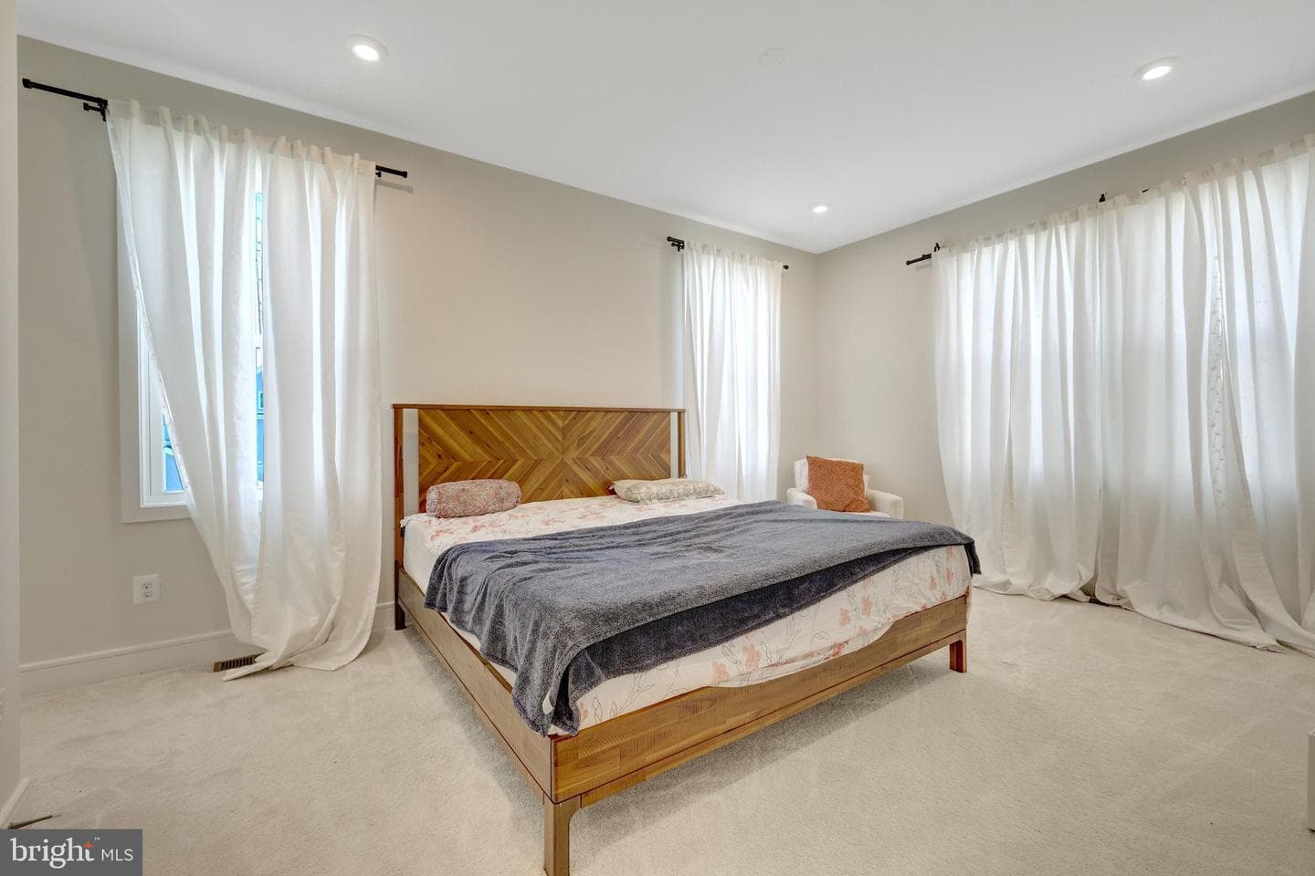 25524 Red Cherry Dr photo 9