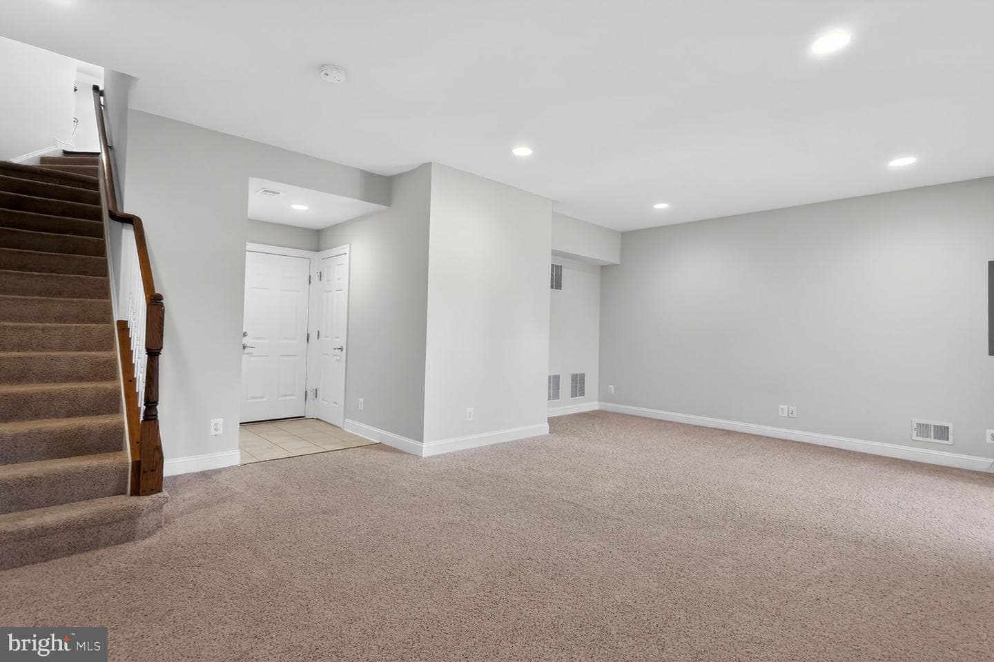 25450 Hopton House Terrace photo 6