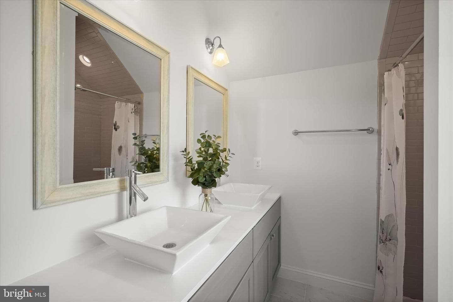 16683 Mandileigh Lane photo 39