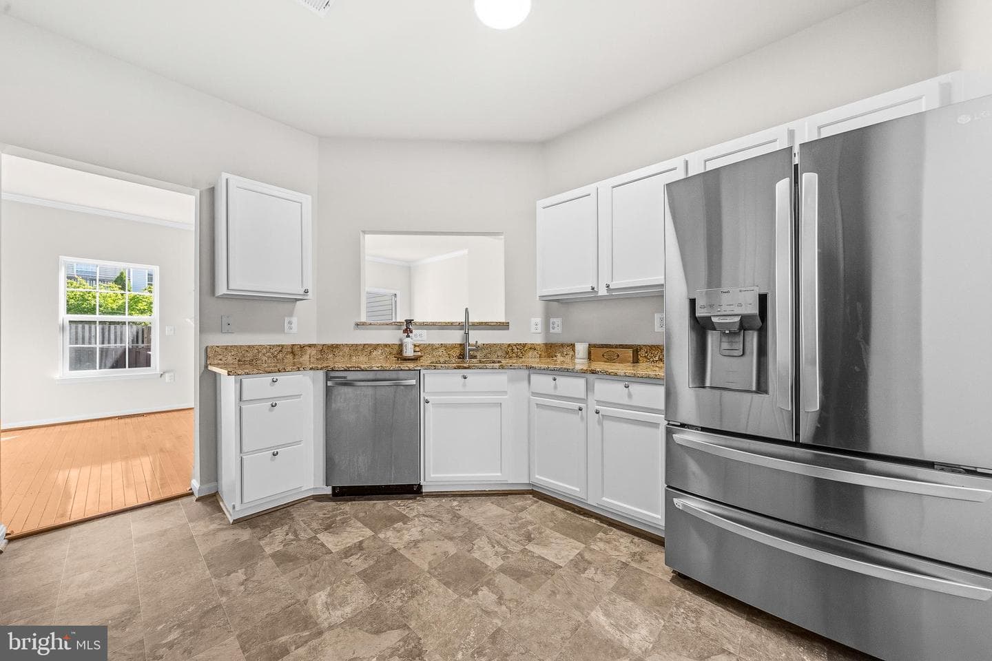 414 Ginkgo Terrace NE photo 9