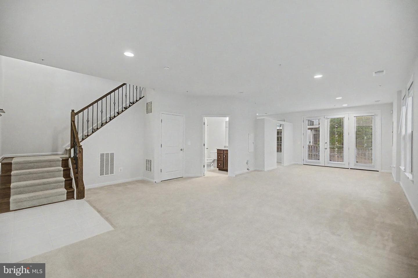 23398 Epperson Square photo 46