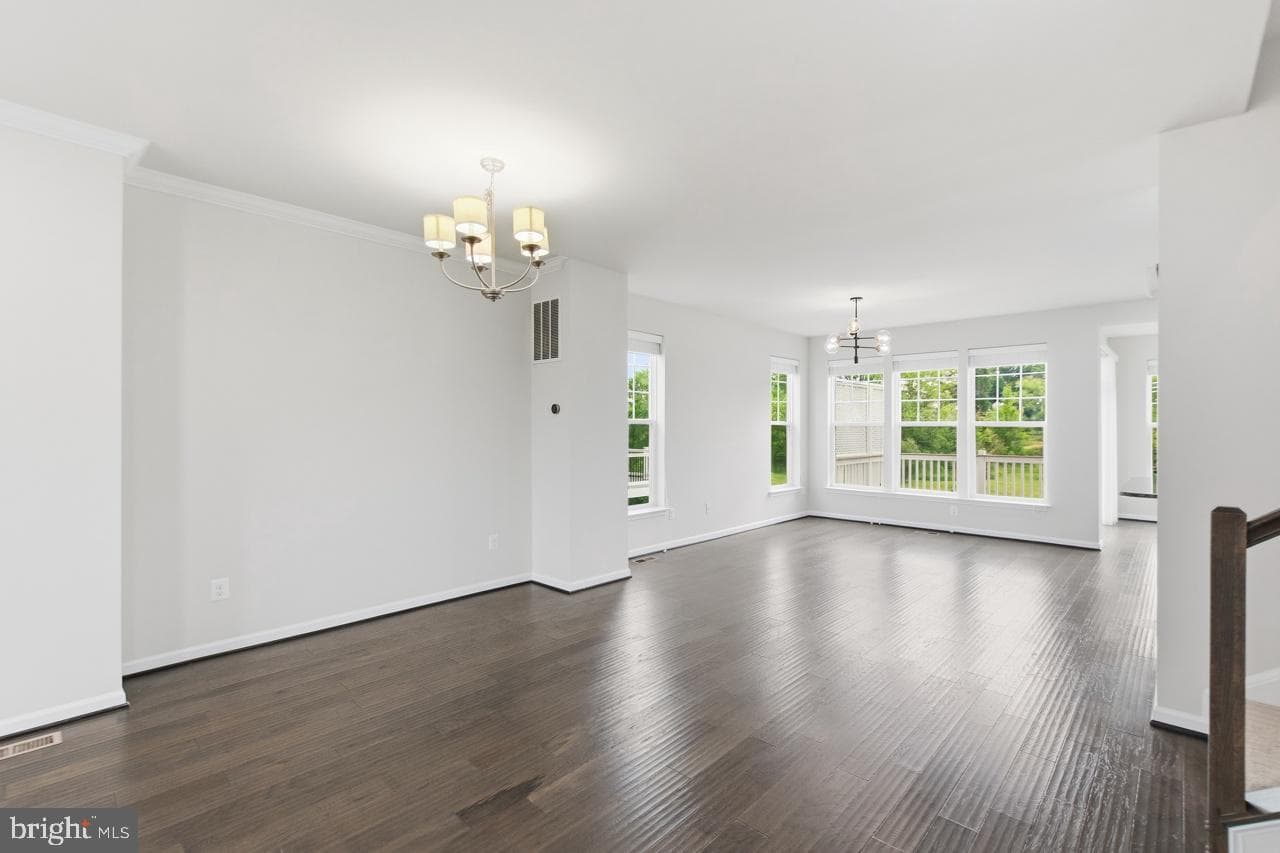 25288 Arrowroot Terrace photo 11