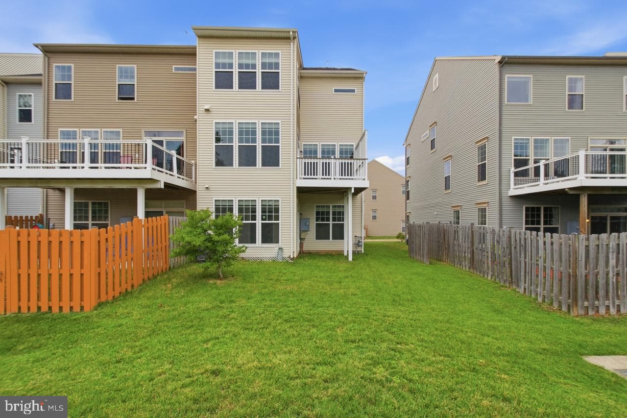 25288 Arrowroot Terrace photo 43