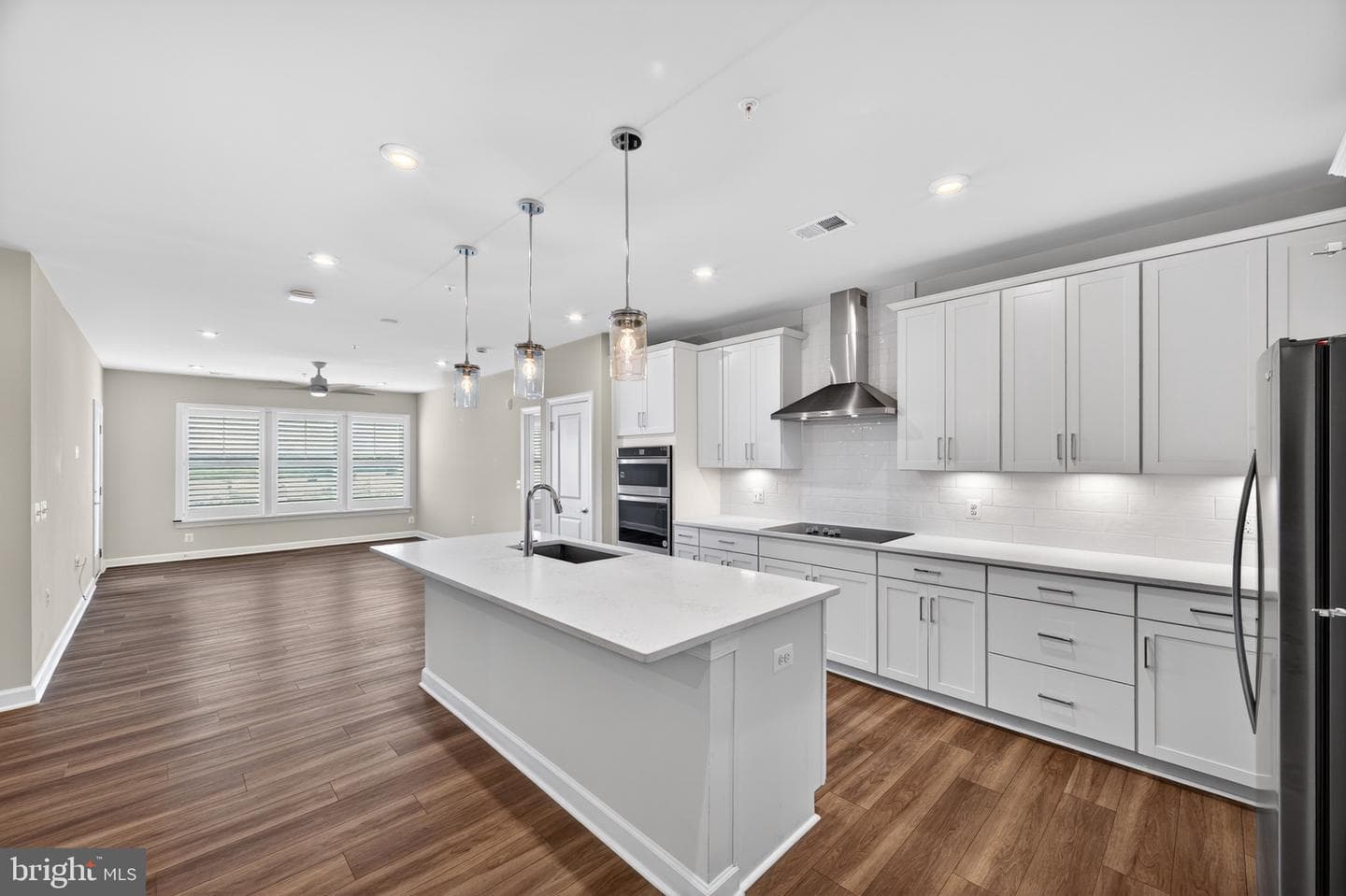 21630 Hawksbill High Circle #405, Sterling