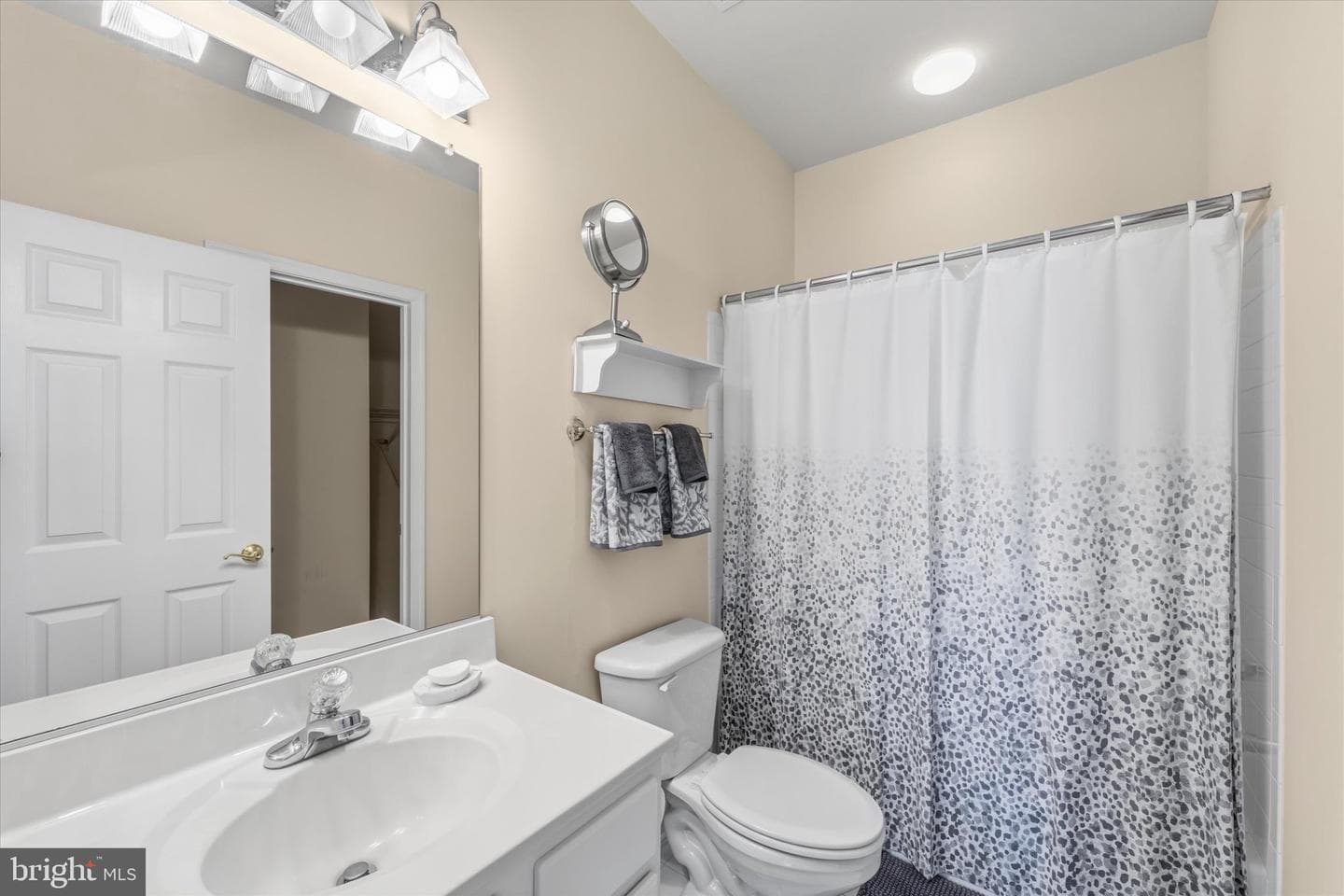42989 Mill Park Court photo 45