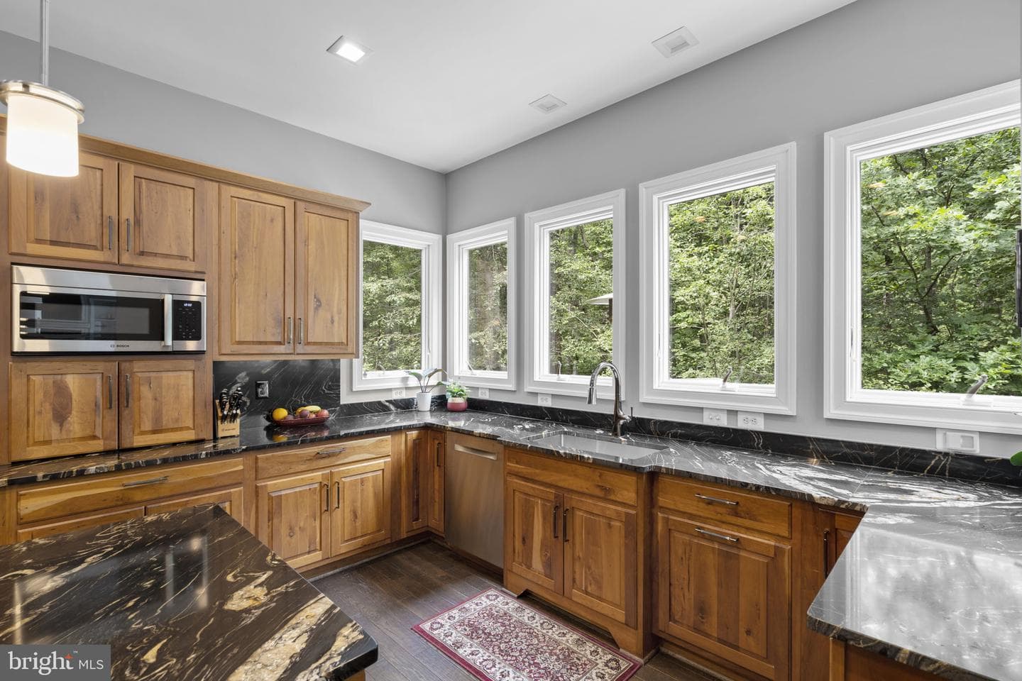 18429 Woodburn Road photo 17