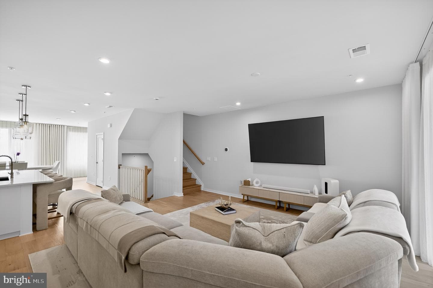 43498 Madison Springs Terrace photo 5
