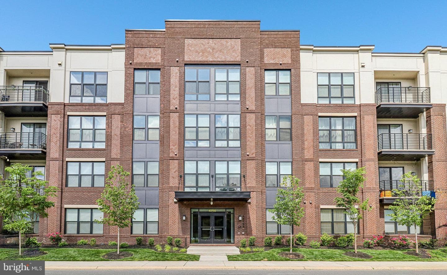 43795 Transit Square #202, Ashburn