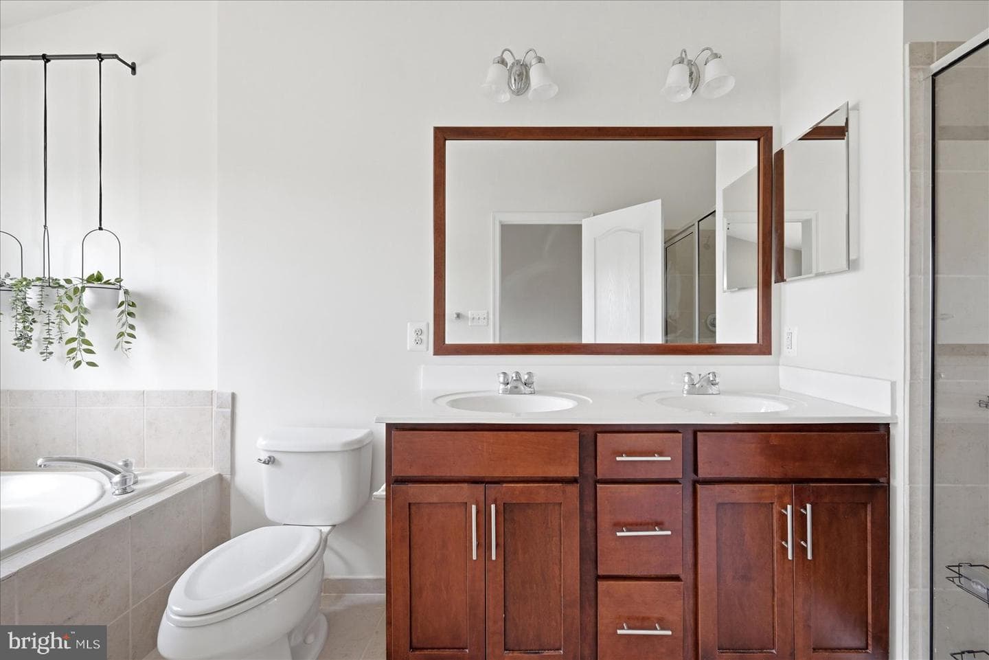 23133 Hanworth Street photo 13