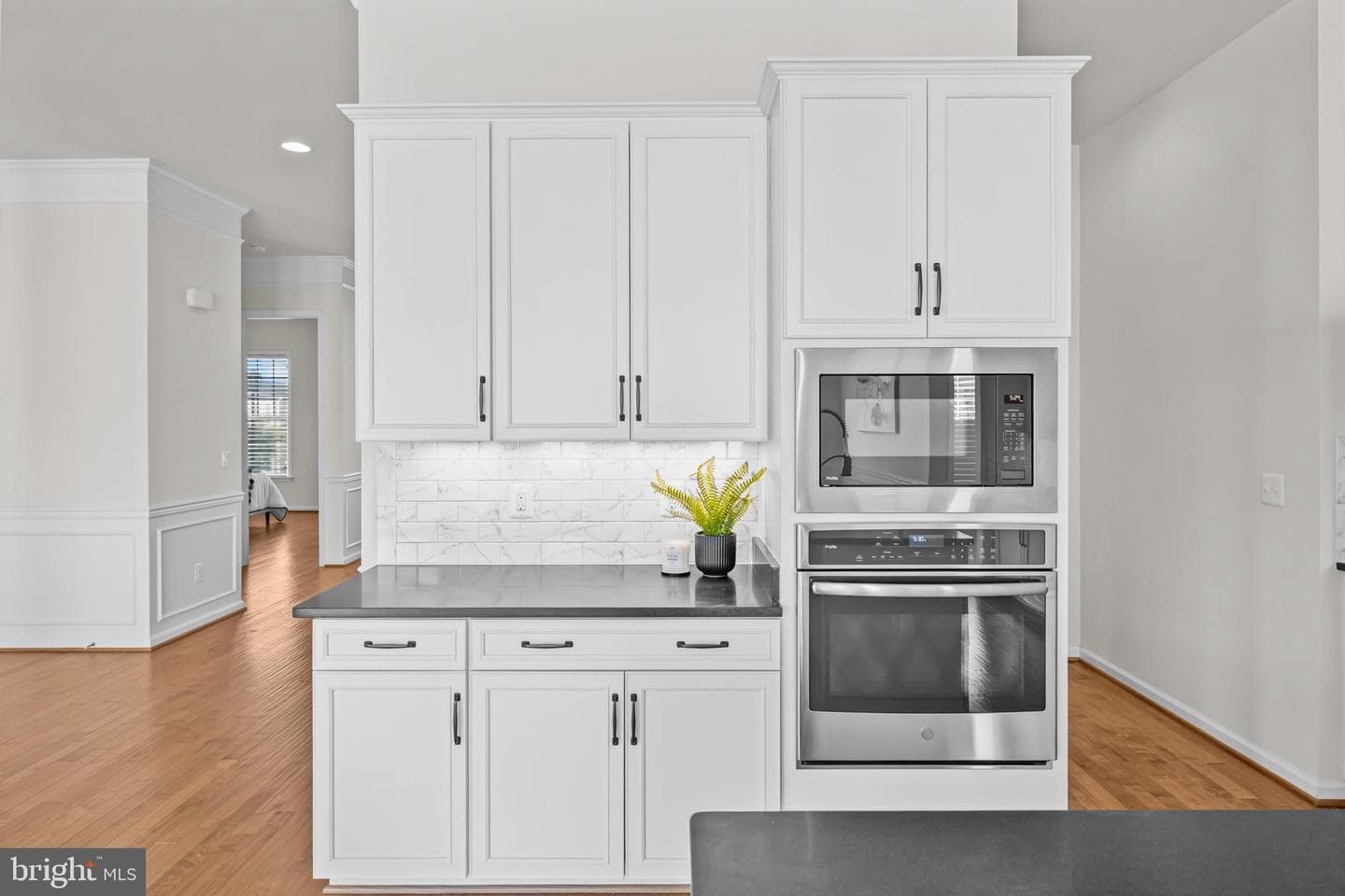 1122 Laconian Street SE photo 20