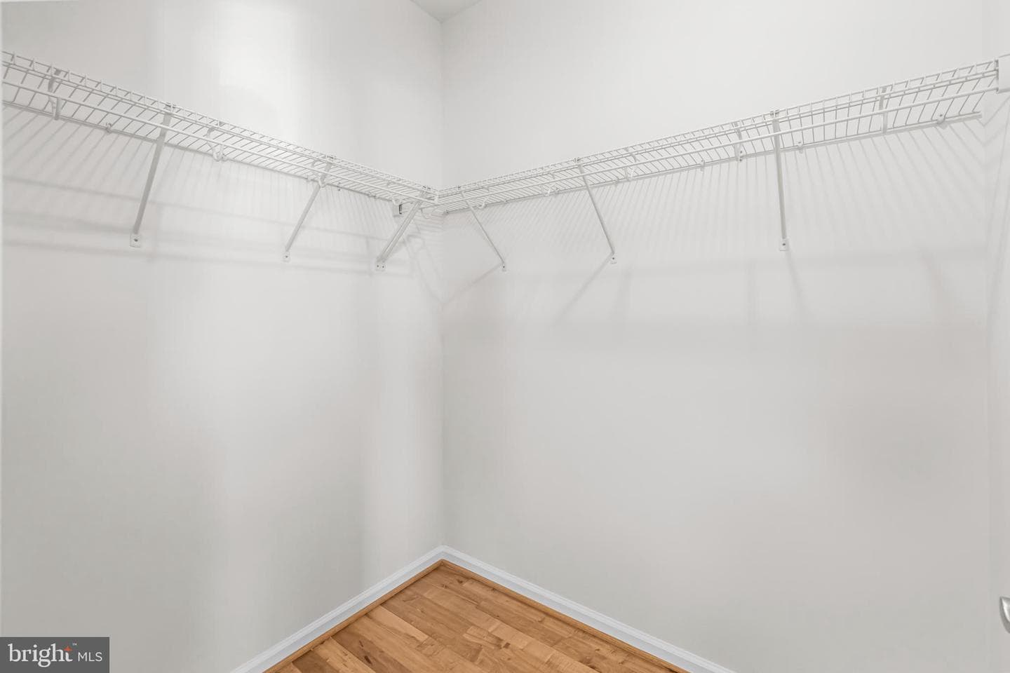 1122 Laconian Street SE photo 39