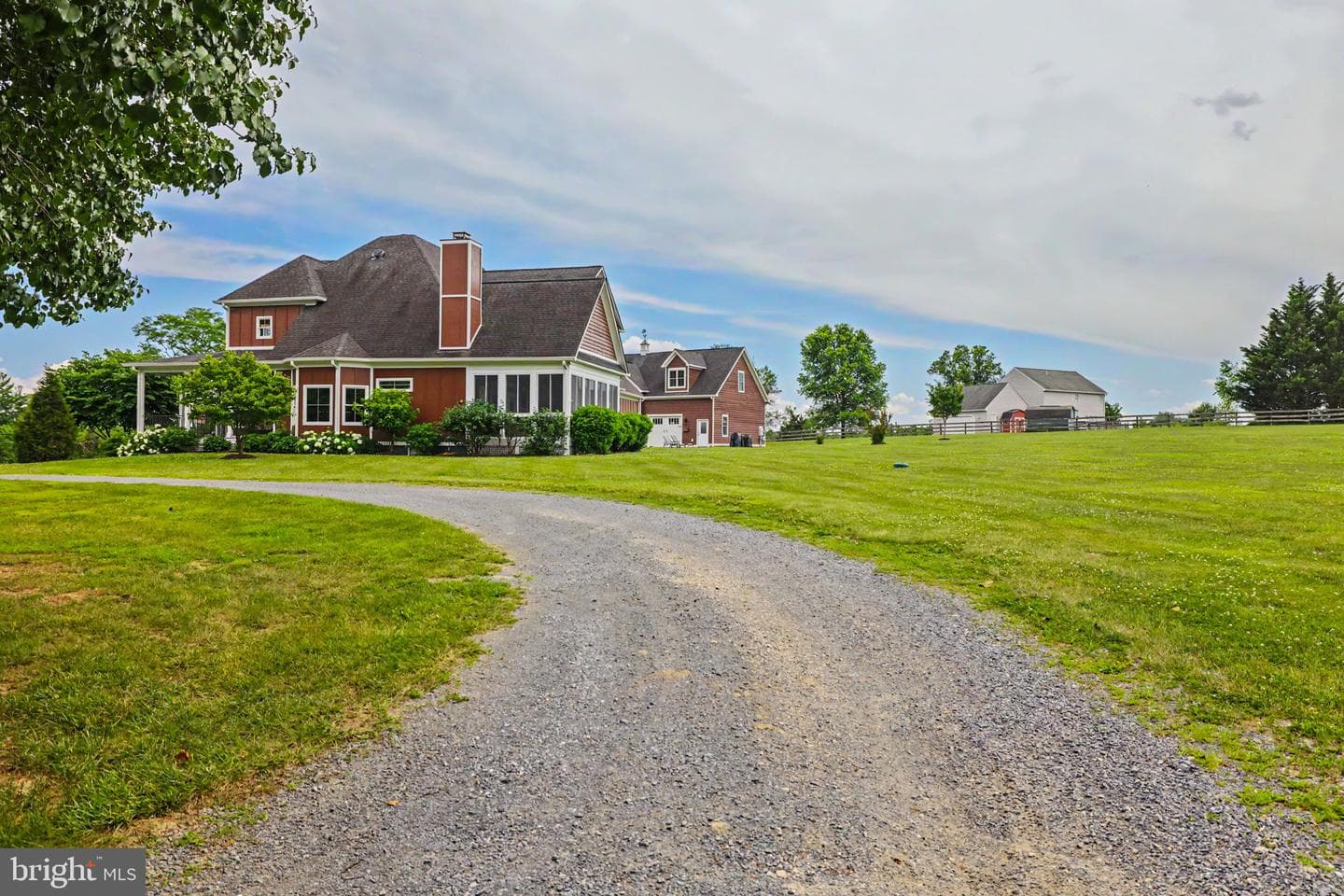 16081 Purcellville Road photo 5