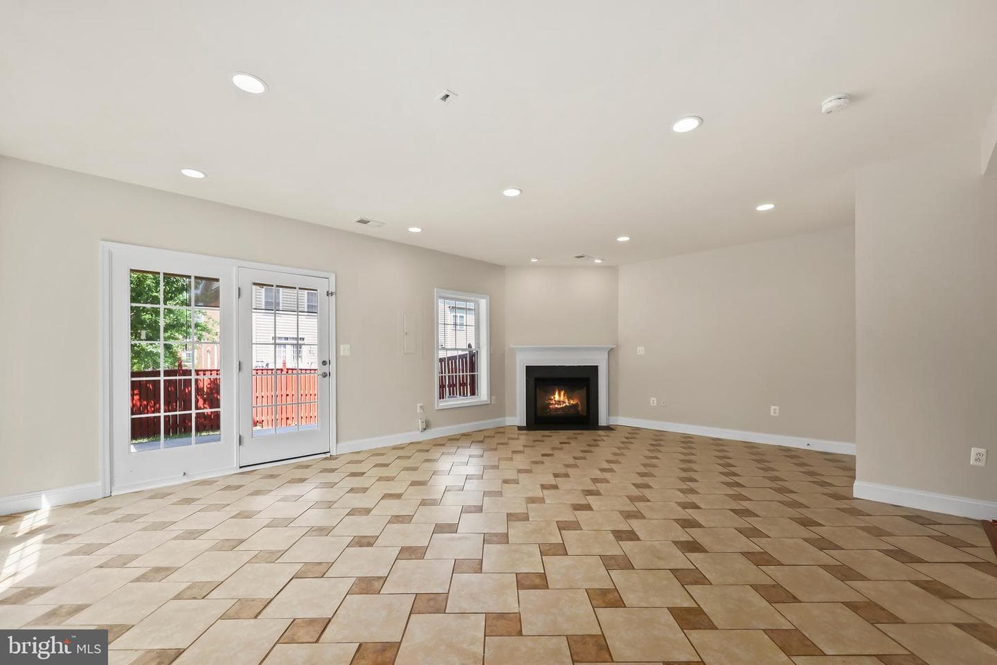 25519 Oak Medley Terrace photo 34