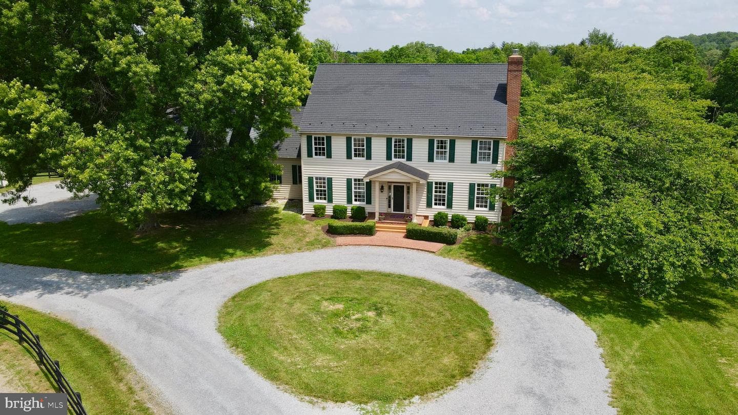 34294 Bridgestone Lane, Bluemont