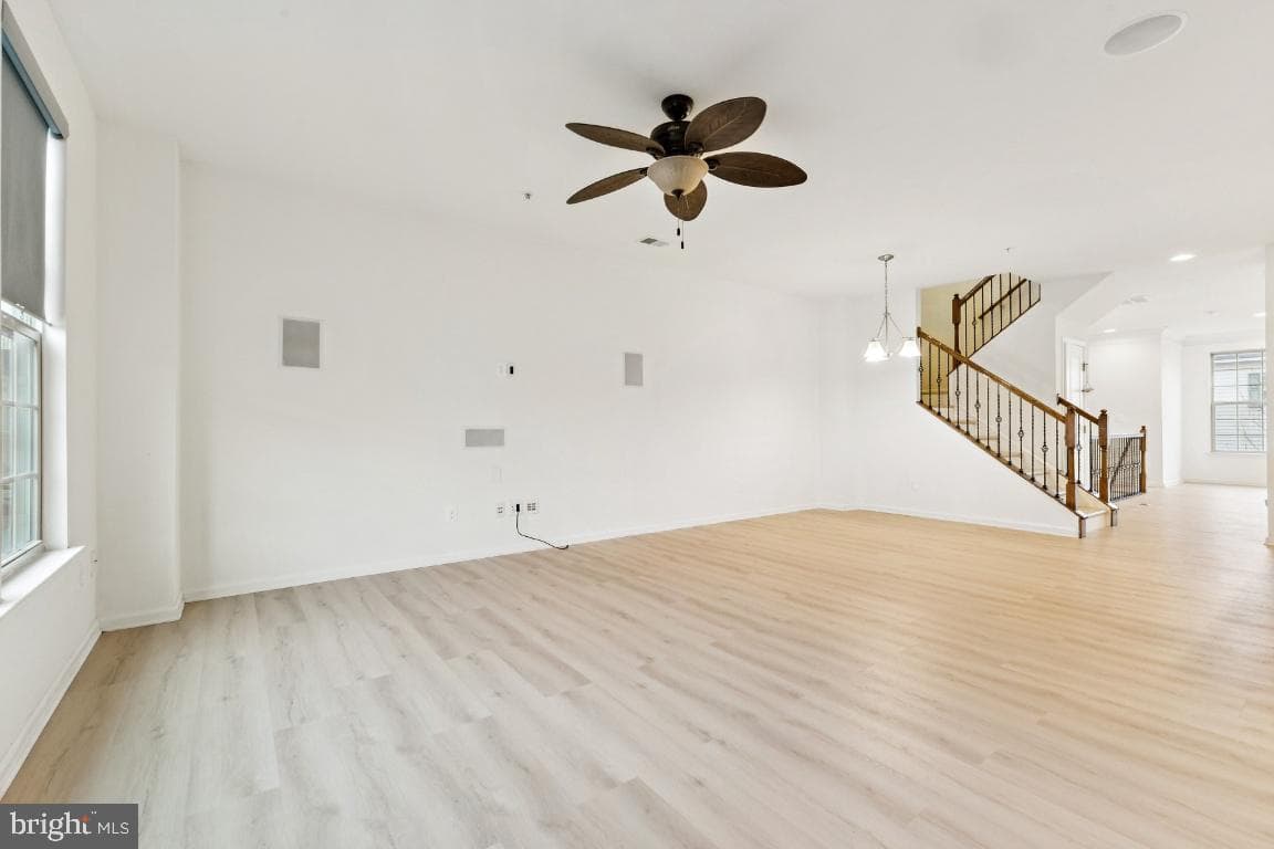 25997 Braided Mane Terrace photo 7