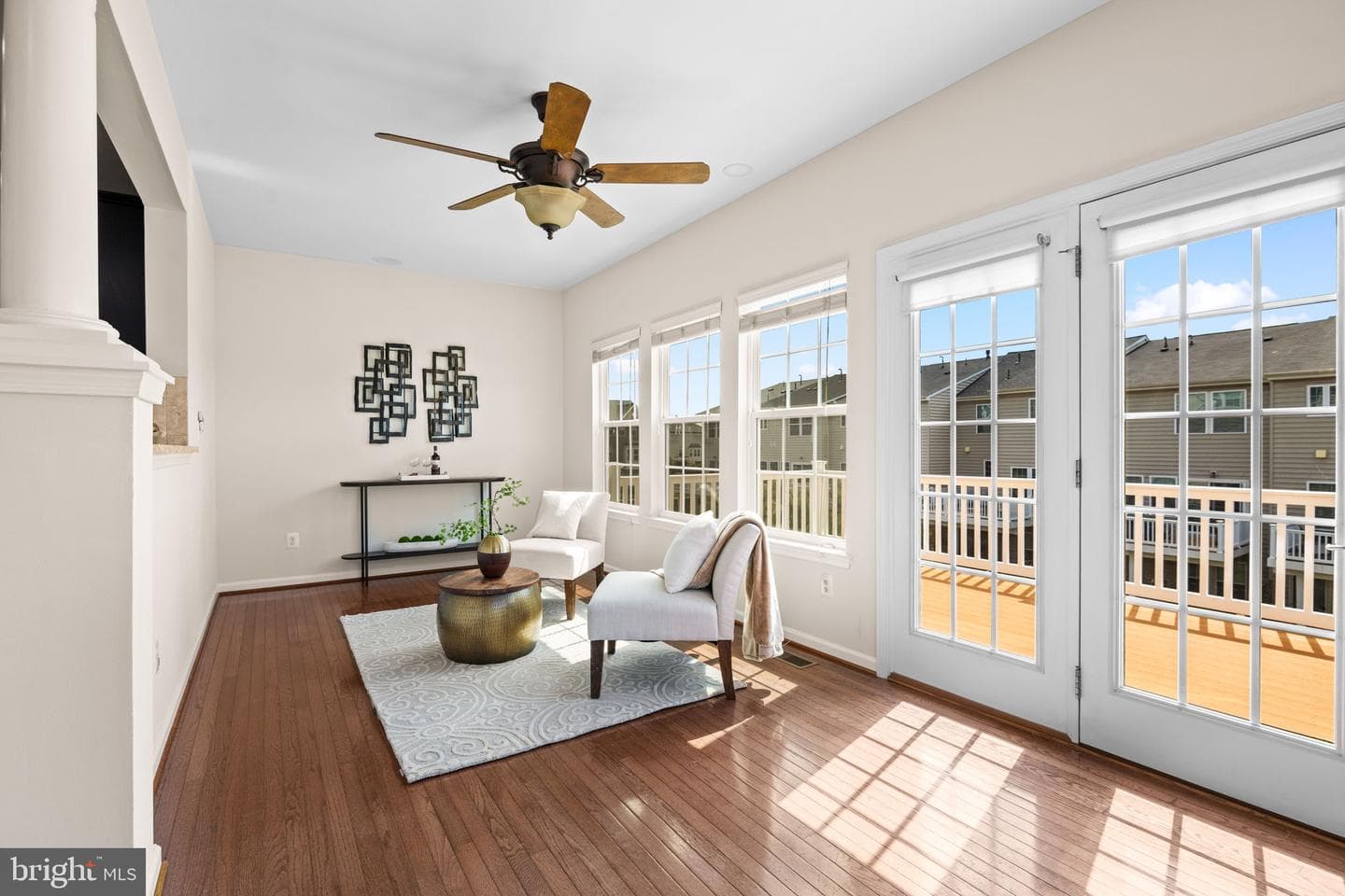 25741 Clairmont Manor Square photo 11