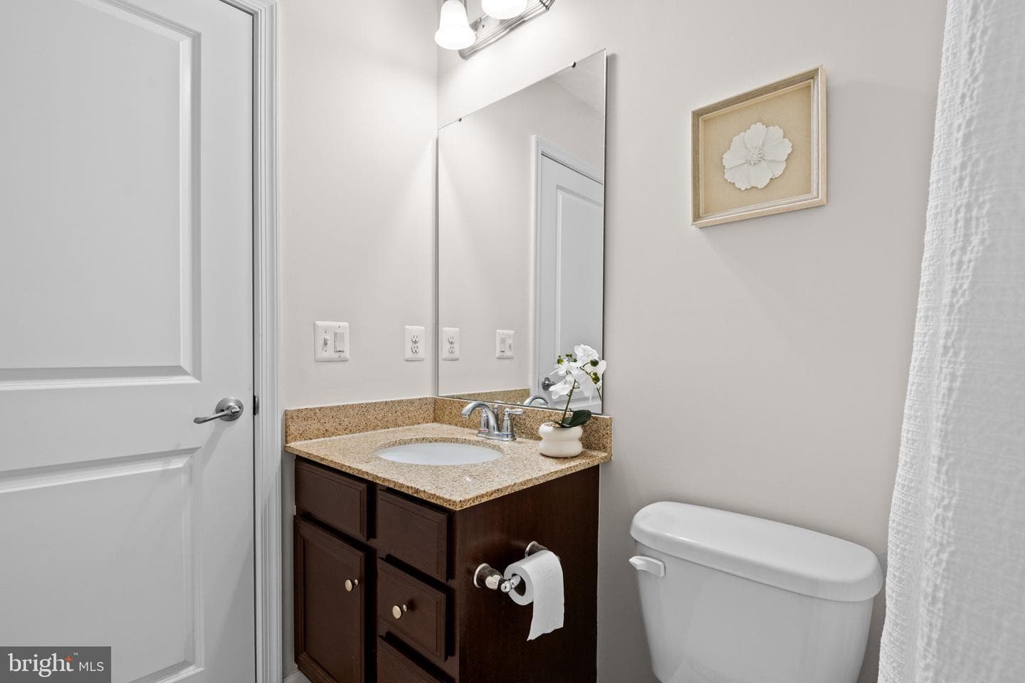 25741 Clairmont Manor Square photo 32