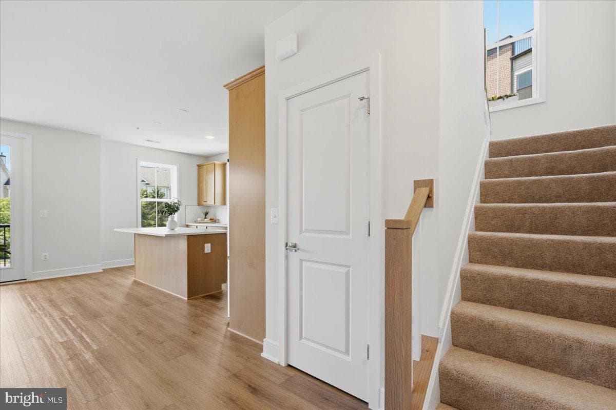 43382 Farringdon Square photo 11